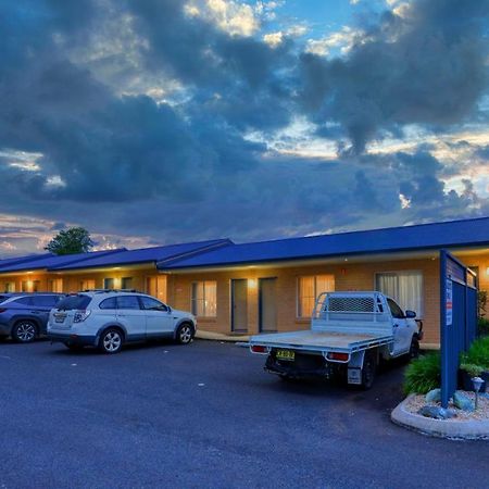 Edward Parry Motel And Apartments Tamworth Exterior foto